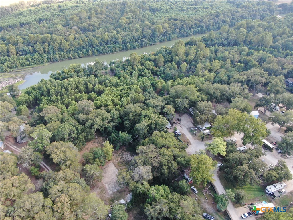 285 Catfish Johns Road Gonzales, TX 78629 - Photo 3 of 8