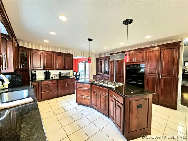 $1,199,900 | 2299 Standing Rock Road, Camdenton, MO 65020