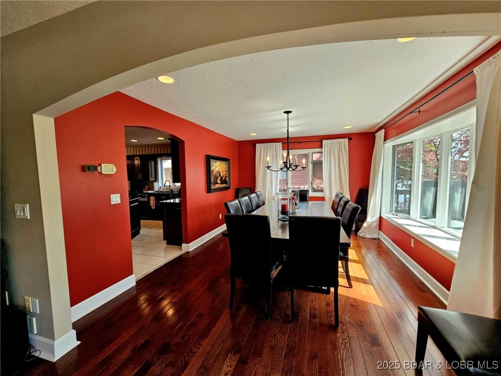 2299 Standing Rock Road Camdenton, MO 65020 - Photo 17 of 75 Lakeside Dining Room