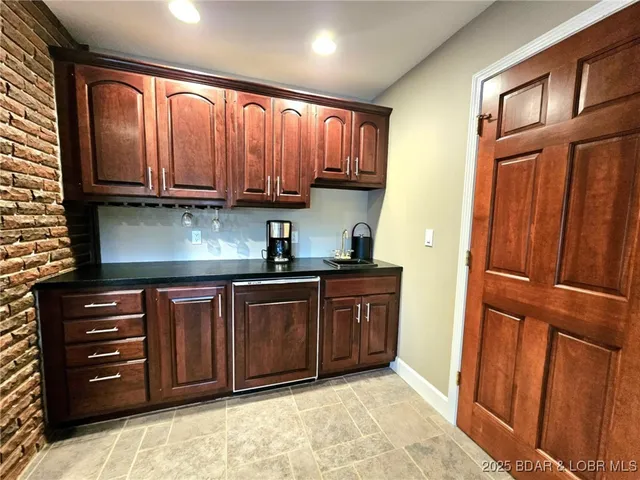 $1,199,900 | 2299 Standing Rock Road, Camdenton, MO 65020