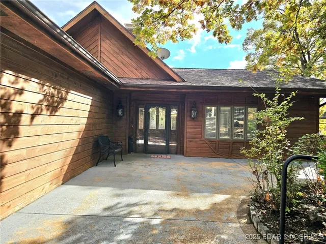 $1,199,900 | 2299 Standing Rock Road, Camdenton, MO 65020