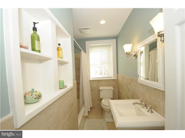 426 Owen Road Wynnewood, PA 19096 - Photo 11 of 17 Bathroom