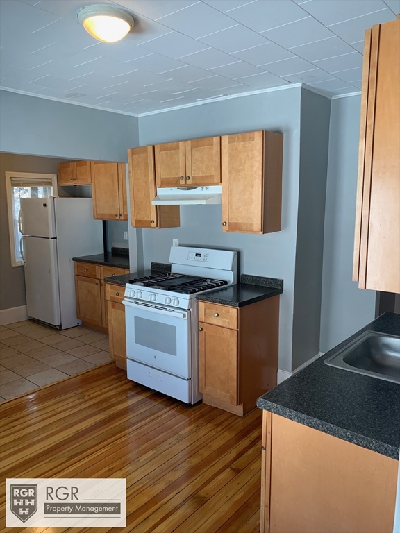 54 Floyd Street, Unit 2 Boston, MA 02124 - Photo 9 of 10