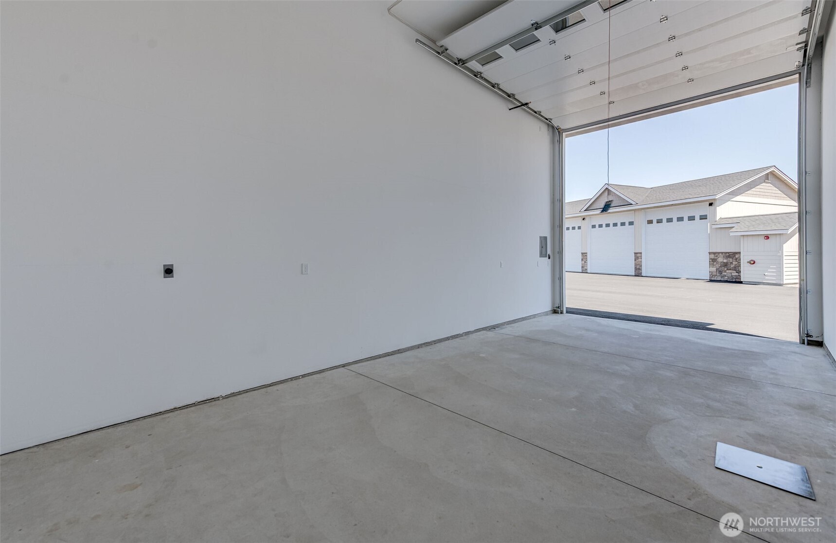 9967 Rd W 8 Northwest, Unit G40 Quincy, WA 98848 - Photo 10 of 10 a view of empty room