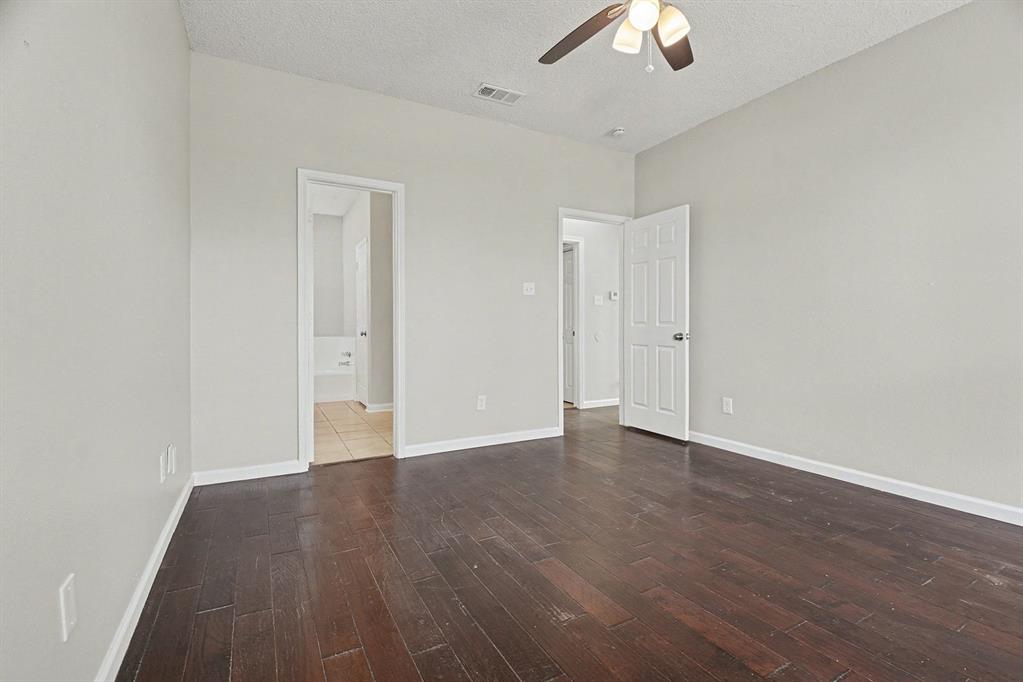 2102 Ridgecliff Drive Keller, TX 76248 - Photo 13 of 26