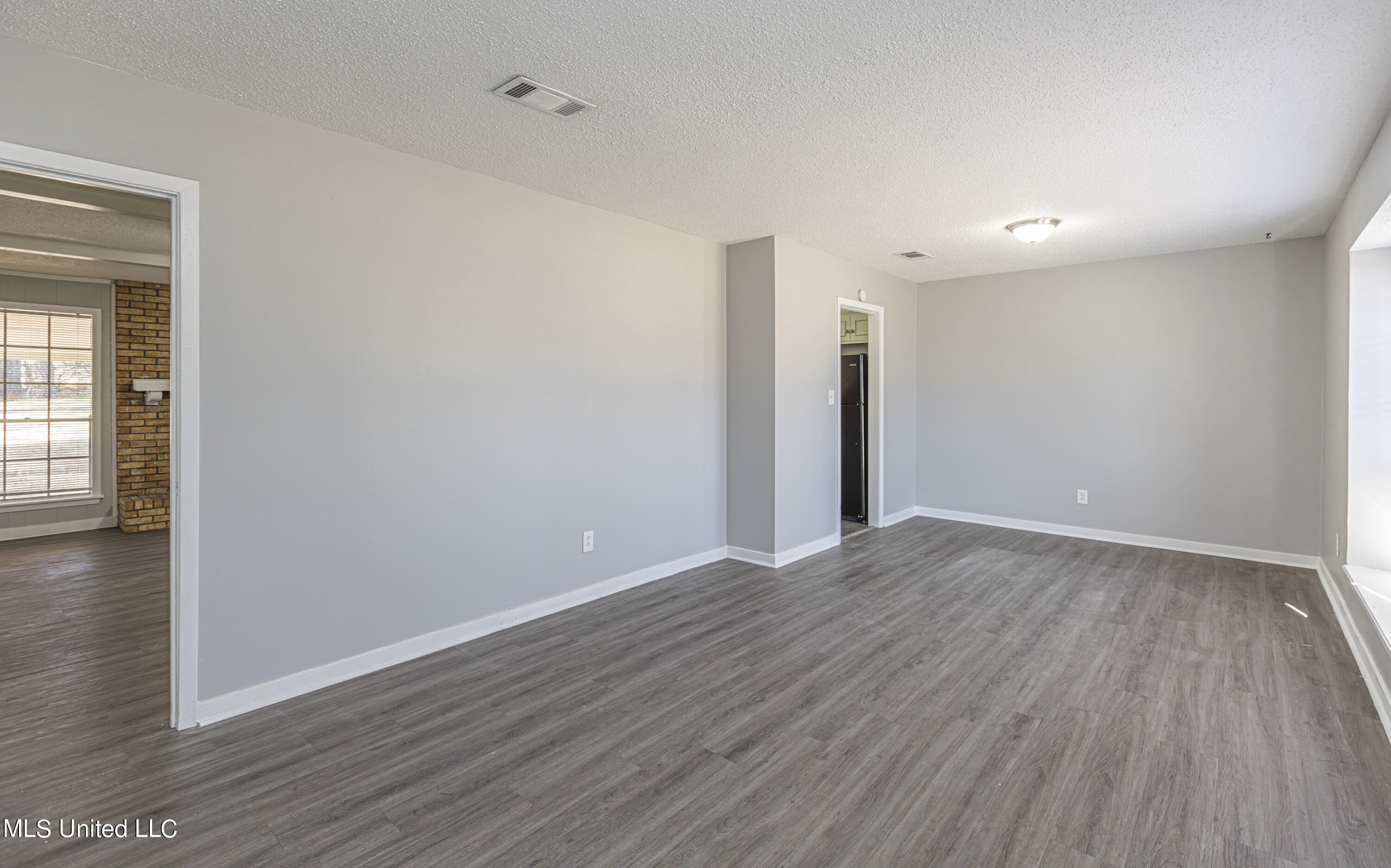 3867 Henderson Road Jackson, MS 39212 - Photo 6 of 28 1R4A6479-Enhanced-NR