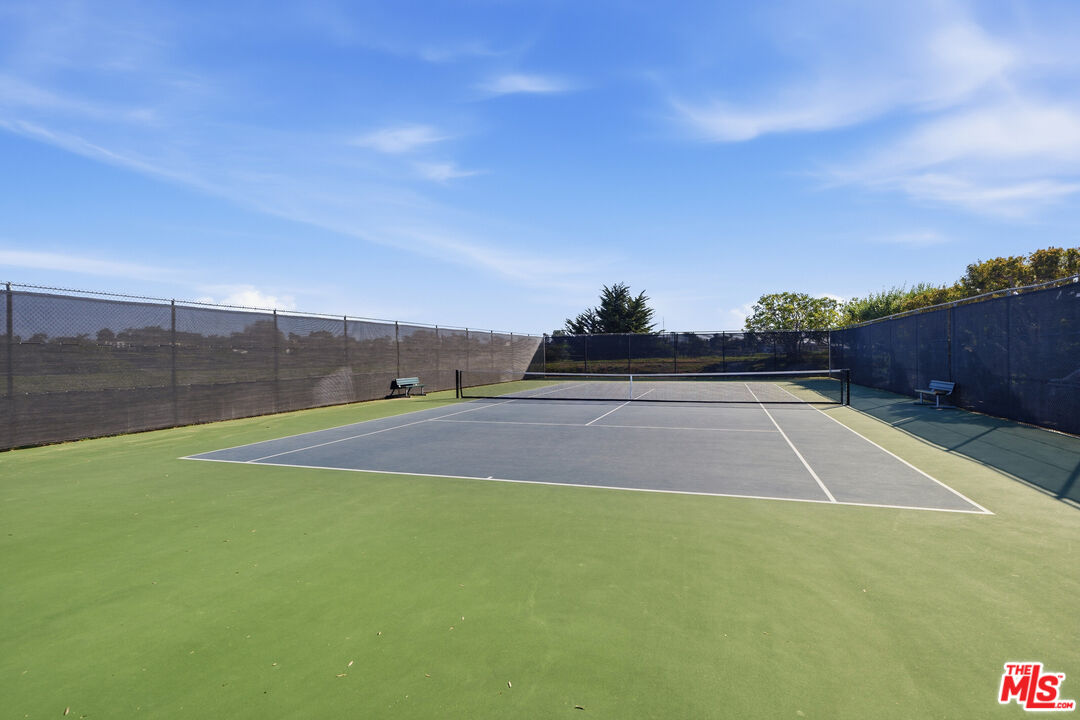 29500 Heathercliff Road, Unit 170 Malibu, CA 90265 - Photo 36 of 38