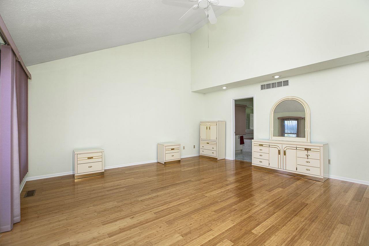 51945 Beech Road Granger, IN 46530 - Photo 16 of 30 Gallery Image 16