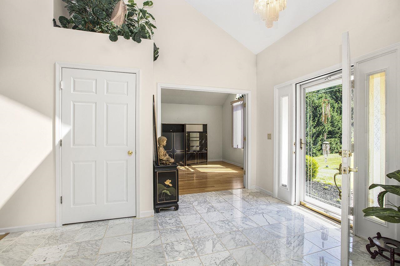 51945 Beech Road Granger, IN 46530 - Photo 6 of 30 Gallery Image 6