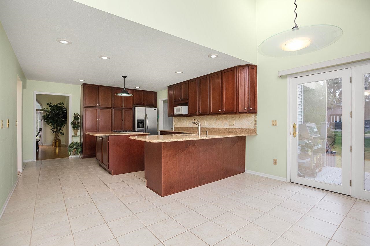 51945 Beech Road Granger, IN 46530 - Photo 10 of 30 Gallery Image 10