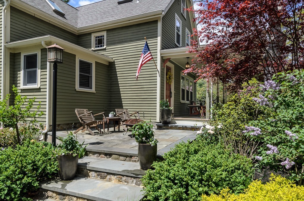 58 Claybrook Road Dover, MA 02030 - Photo 4 of 25 Gallery Image 4