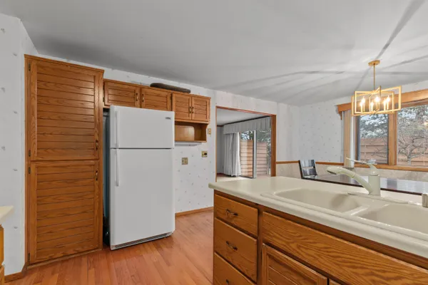 $269,900 | 933 East Windfield Place, Unit B, Appleton, WI 54911