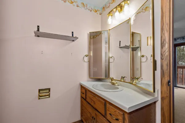 $269,900 | 933 East Windfield Place, Unit B, Appleton, WI 54911