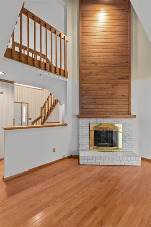 $269,900 | 933 East Windfield Place, Unit B, Appleton, WI 54911