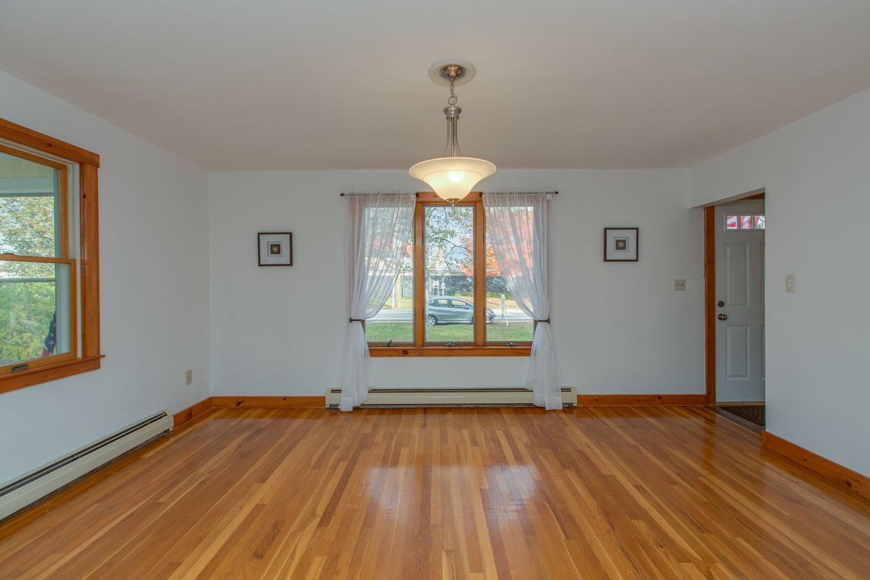 46 Old Rochester Road Dover, NH 03820 - Photo 25 of 38