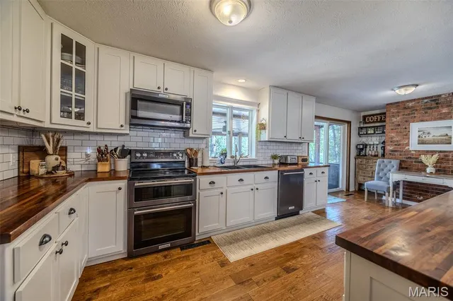 $725,000 | 14675 Edison Road, Lebanon, MO 65536