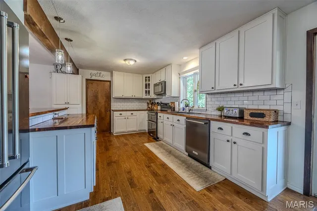 $725,000 | 14675 Edison Road, Lebanon, MO 65536