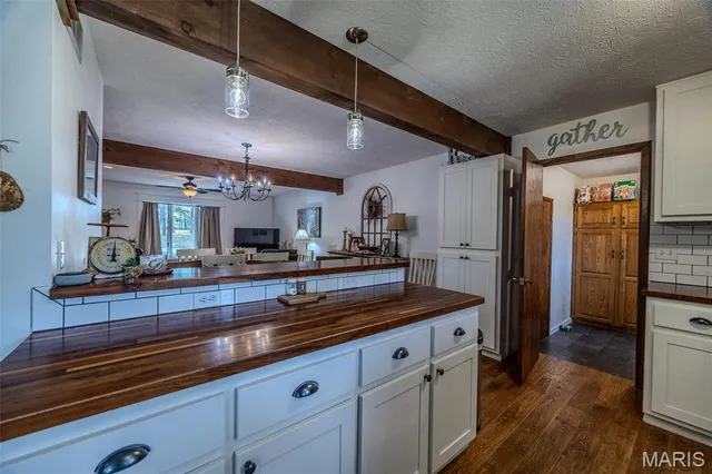 $725,000 | 14675 Edison Road, Lebanon, MO 65536