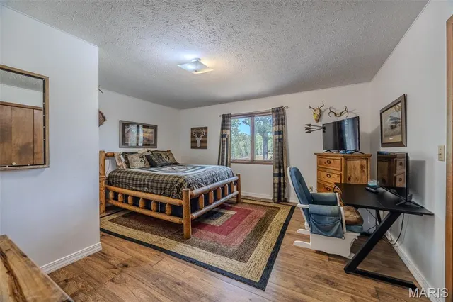 $725,000 | 14675 Edison Road, Lebanon, MO 65536