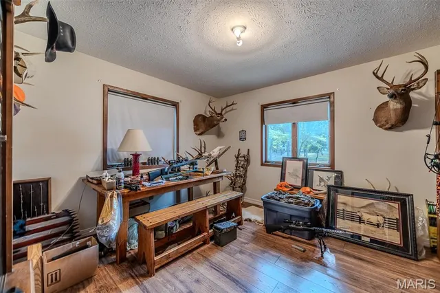 $725,000 | 14675 Edison Road, Lebanon, MO 65536