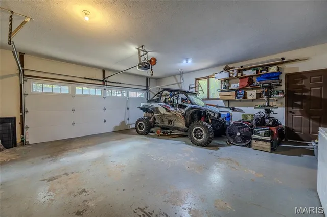 $725,000 | 14675 Edison Road, Lebanon, MO 65536