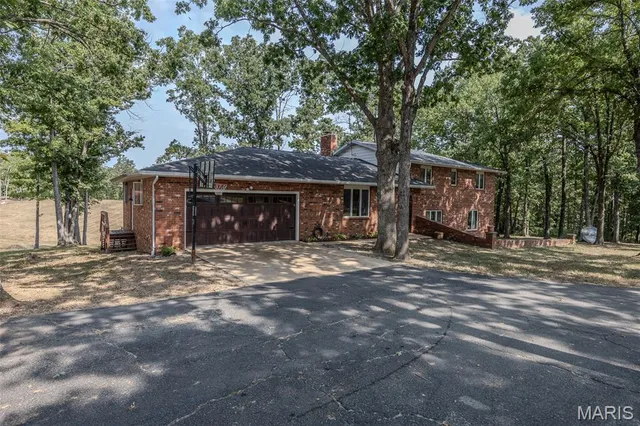 $725,000 | 14675 Edison Road, Lebanon, MO 65536