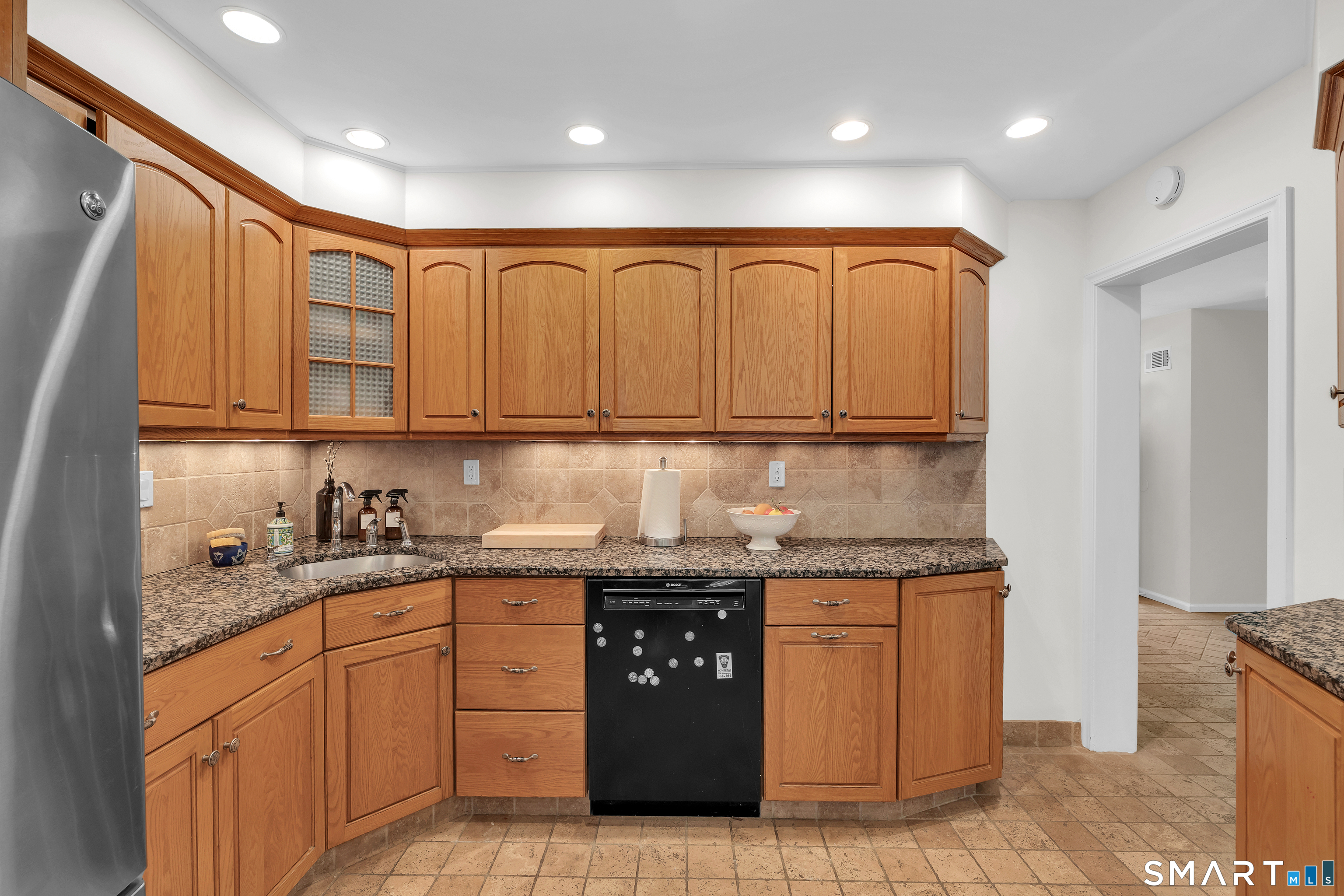 62 Edgewood Way New Haven, CT 06515 - Photo 11 of 39 Plenty of cabinet space
