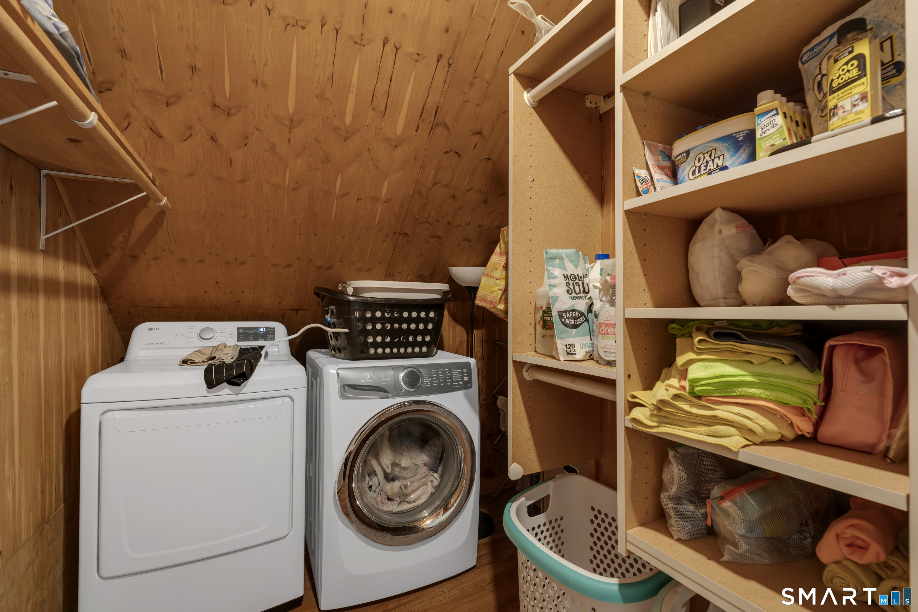 62 Edgewood Way New Haven, CT 06515 - Photo 30 of 39 Primary laundry room (2nd utility laundry in mechanical room)