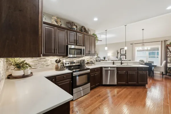 $545,900 | 6763 Village Walk Lane, DeForest, WI 53532