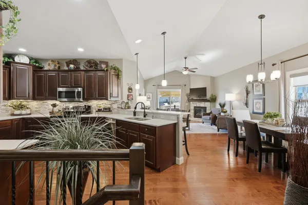 $545,900 | 6763 Village Walk Lane, DeForest, WI 53532