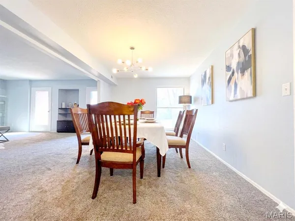 $219,000 | 514 Coeur De Royale Drive, Unit 404, Creve Coeur, MO 63141