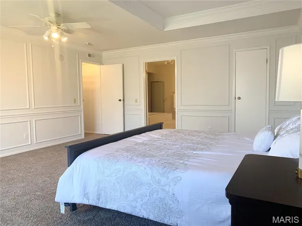 $219,000 | 514 Coeur De Royale Drive, Unit 404, Creve Coeur, MO 63141