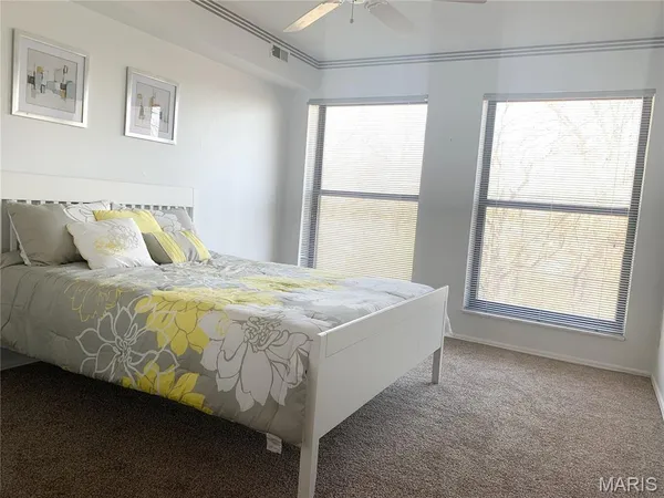 $219,000 | 514 Coeur De Royale Drive, Unit 404, Creve Coeur, MO 63141