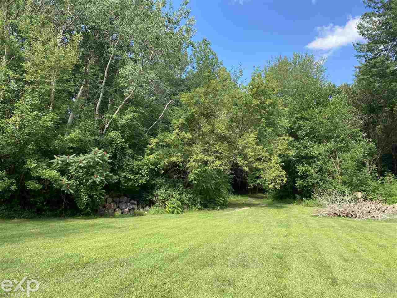 9245 South State Road Goodrich, MI 48438 - Photo 27 of 33 50018452-26.JPG