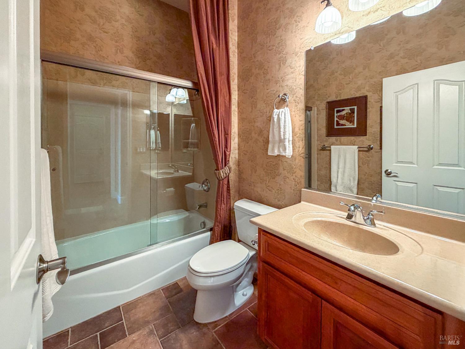 7541 Walnut Orchard Way Santa Rosa, CA 95409 - Photo 18 of 25 Gallery Image 18