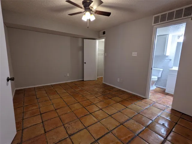 $1,050 | 3101 Sondra Drive, Unit 101, Fort Worth, TX 76107