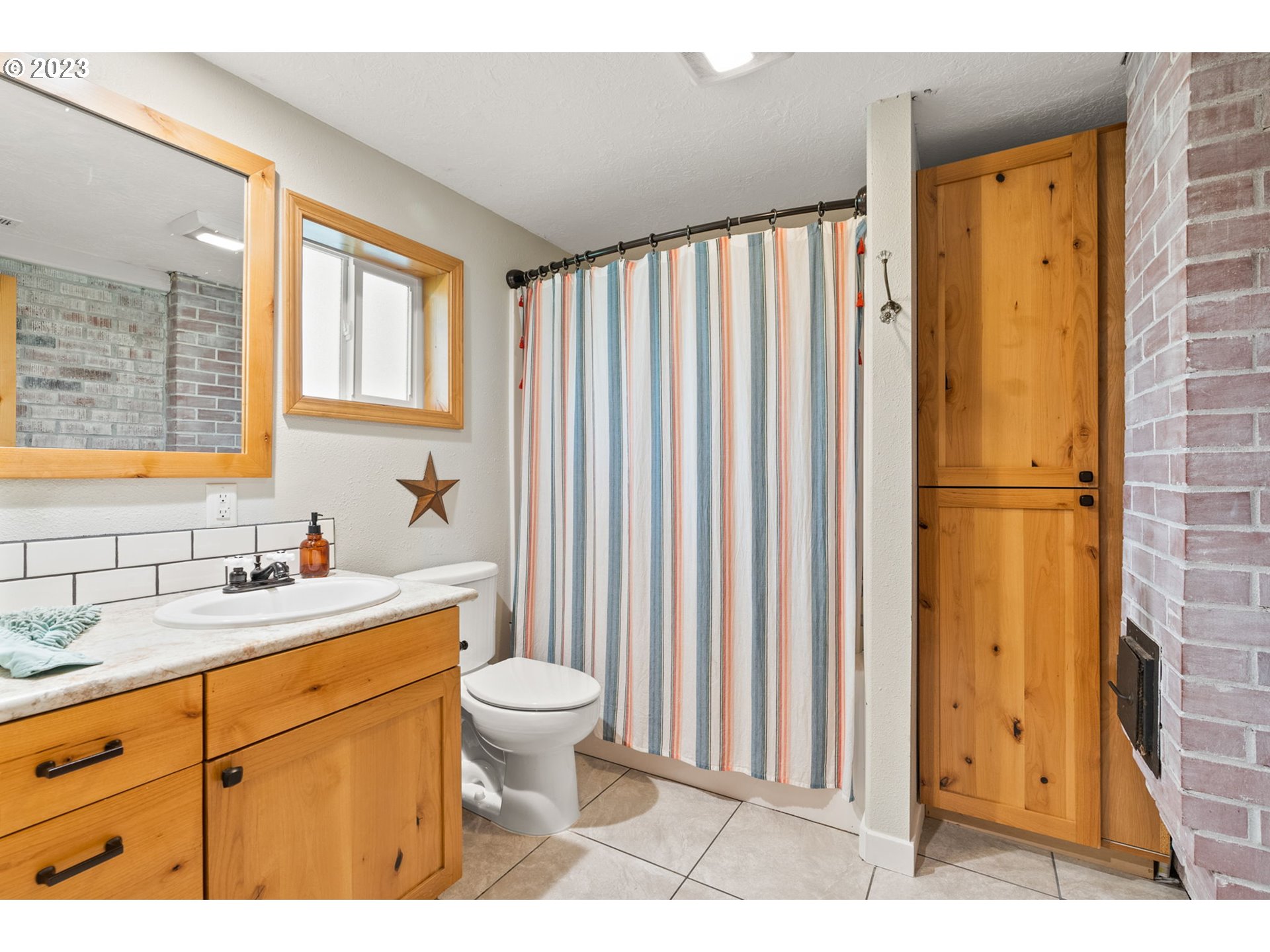 24050 Southeast McCabe Road Sandy, OR 97055 - Photo 28 of 44 Bathroom