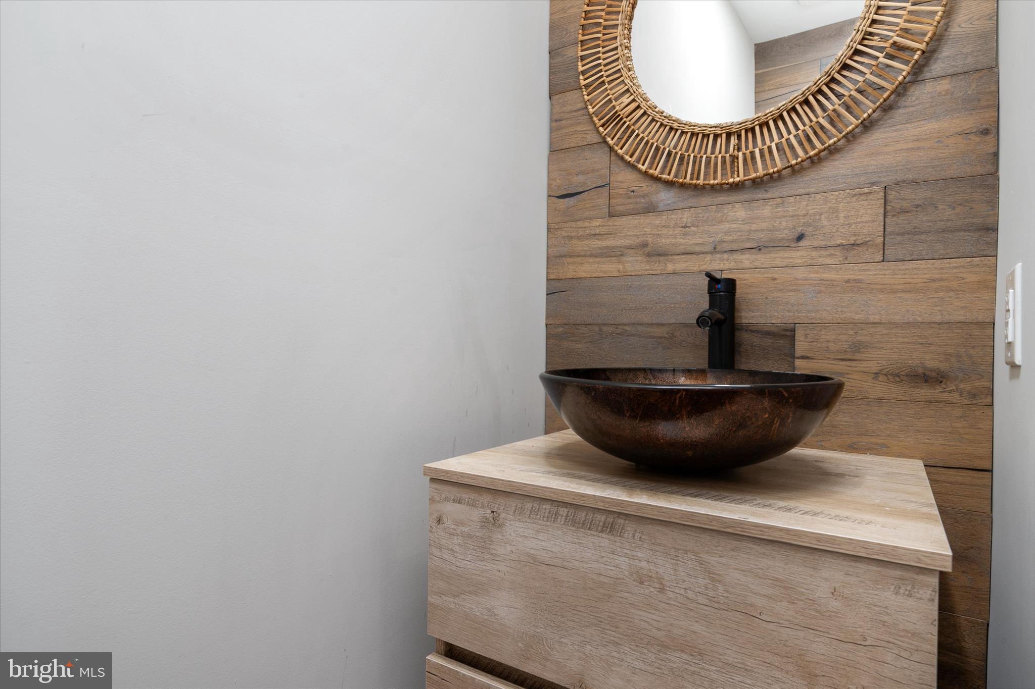 1711 Glebe Creek Way Odenton, MD 21113 - Photo 9 of 33 a view of a sink in a bathroom