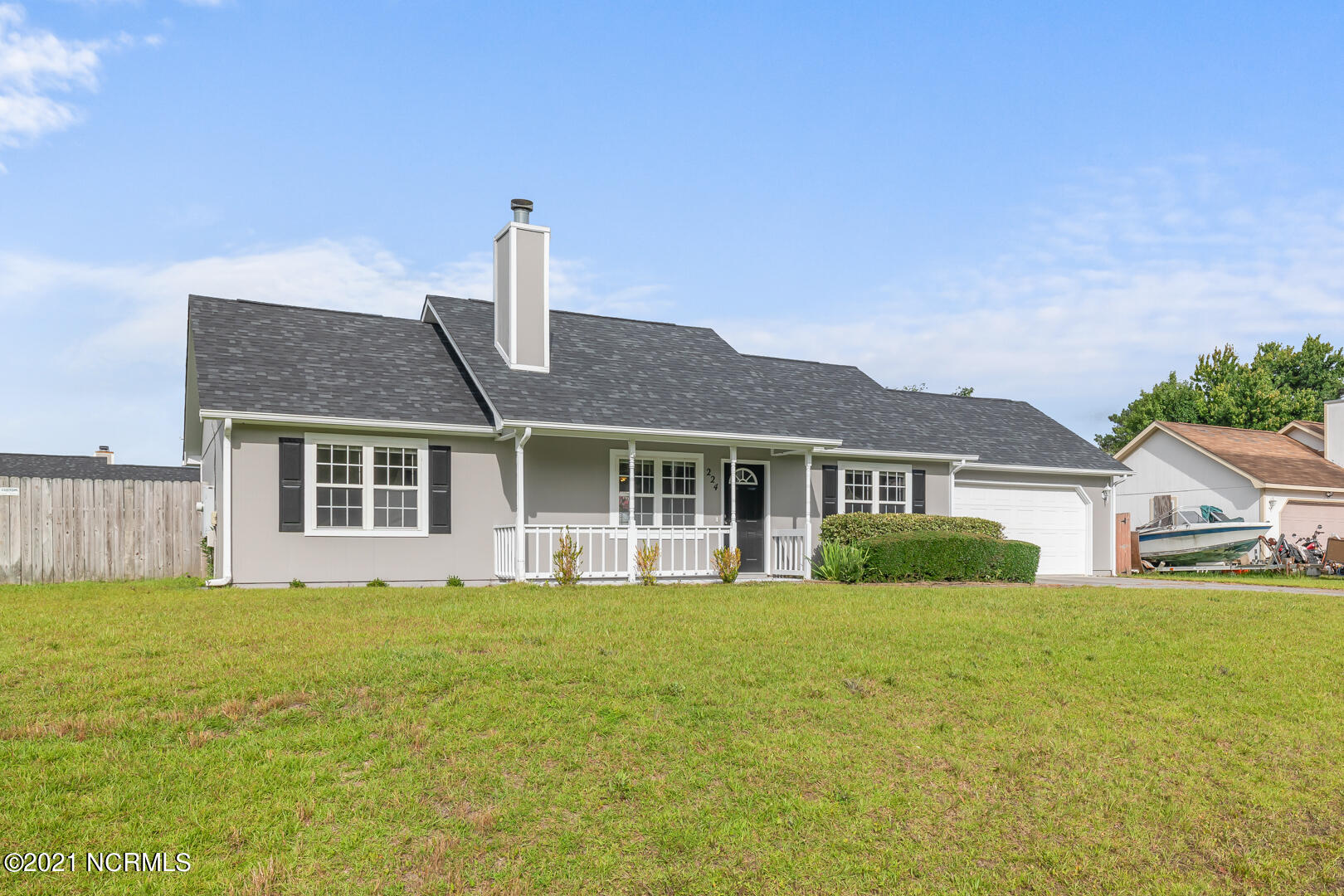 224 Parnell Road Hubert, NC 28539 - Photo 3 of 32 3
