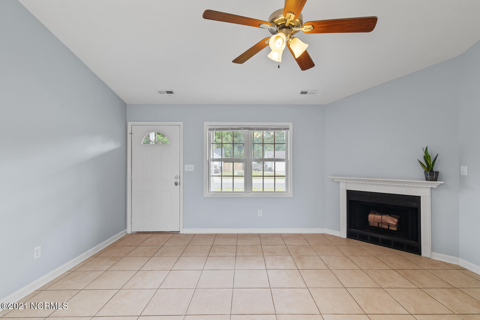 224 Parnell Road Hubert, NC 28539 - Photo 5 of 32 5
