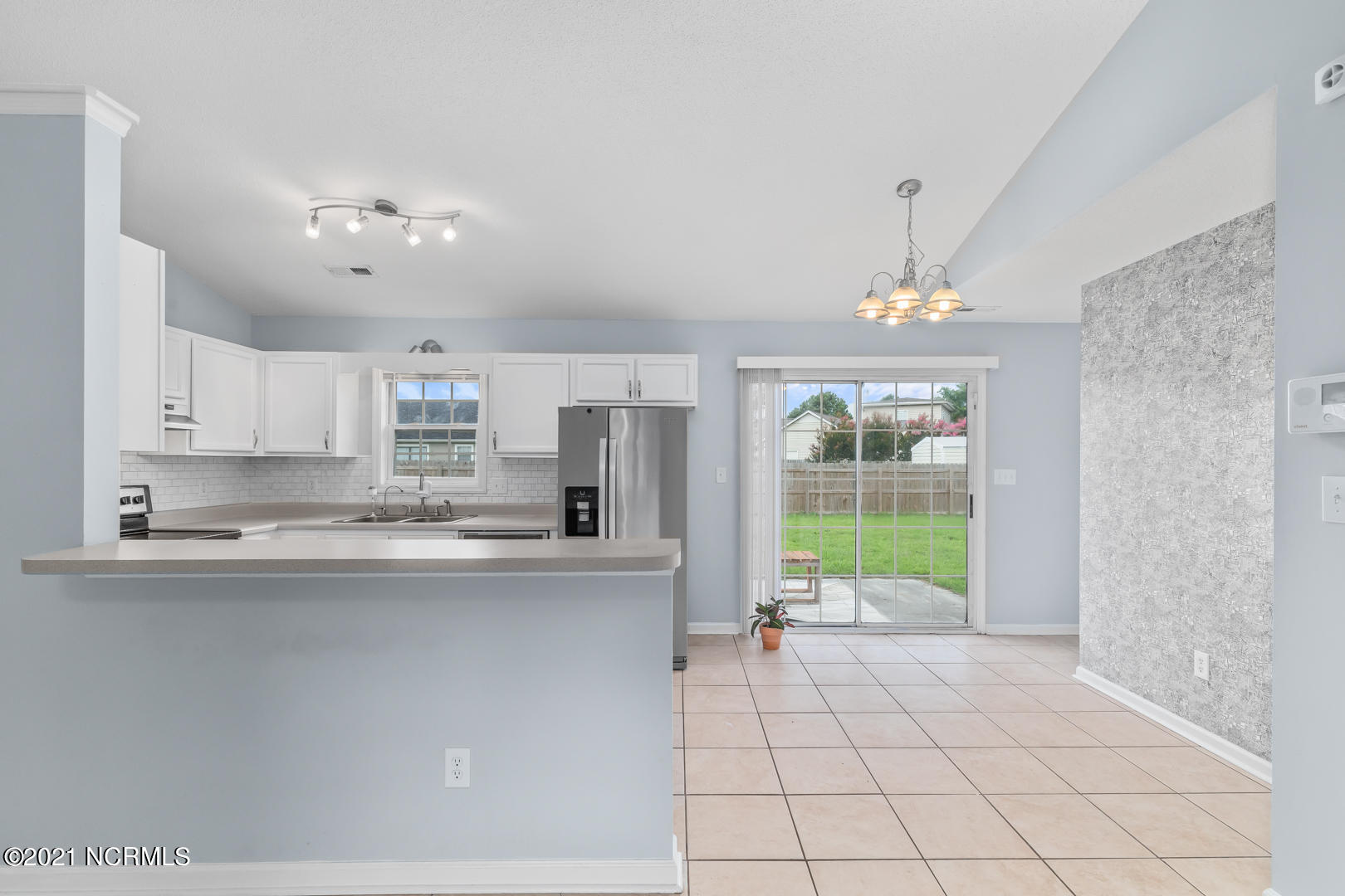 224 Parnell Road Hubert, NC 28539 - Photo 8 of 32 8