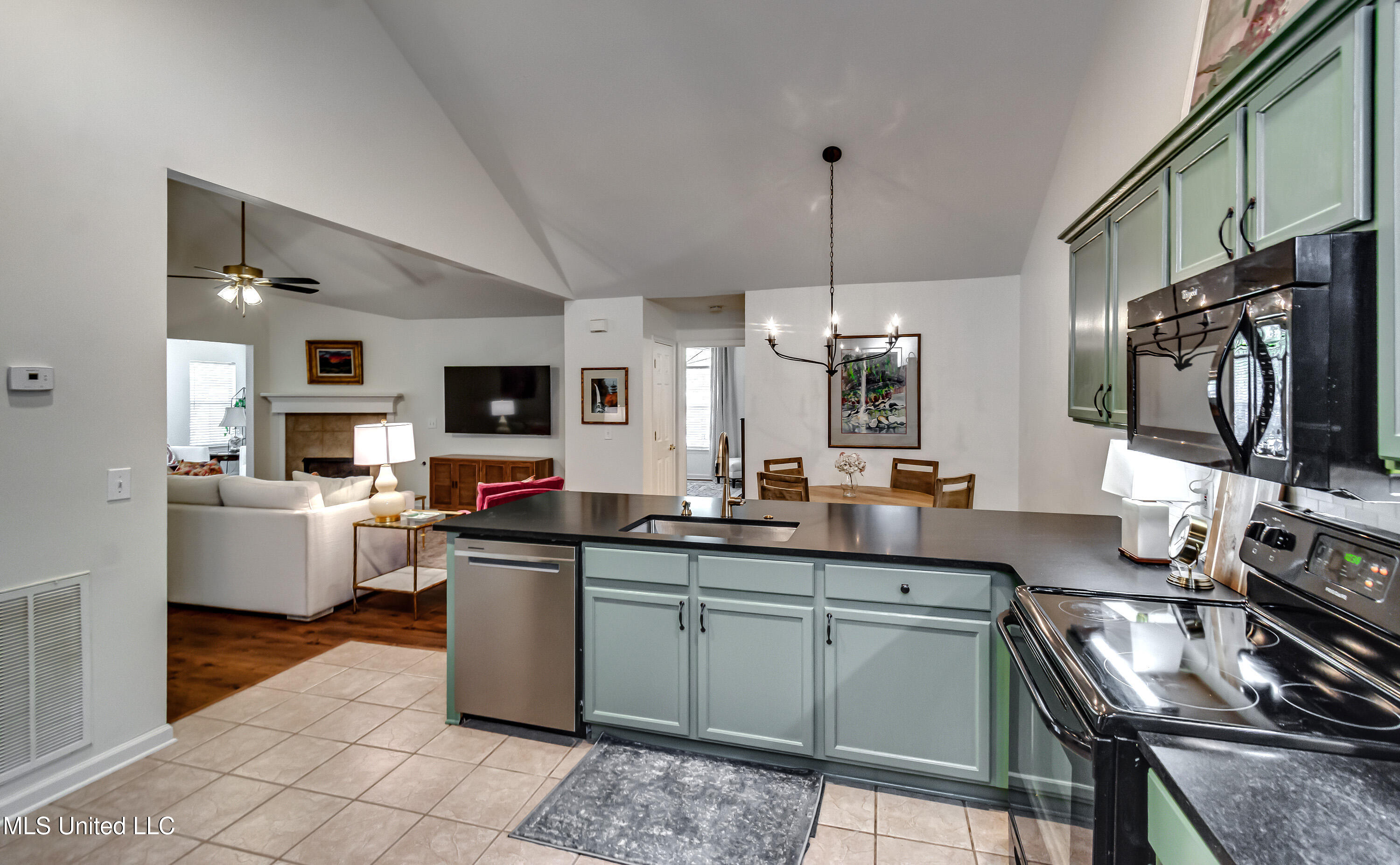 1001 Charmant Place Ridgeland, MS 39157 - Photo 12 of 40 12