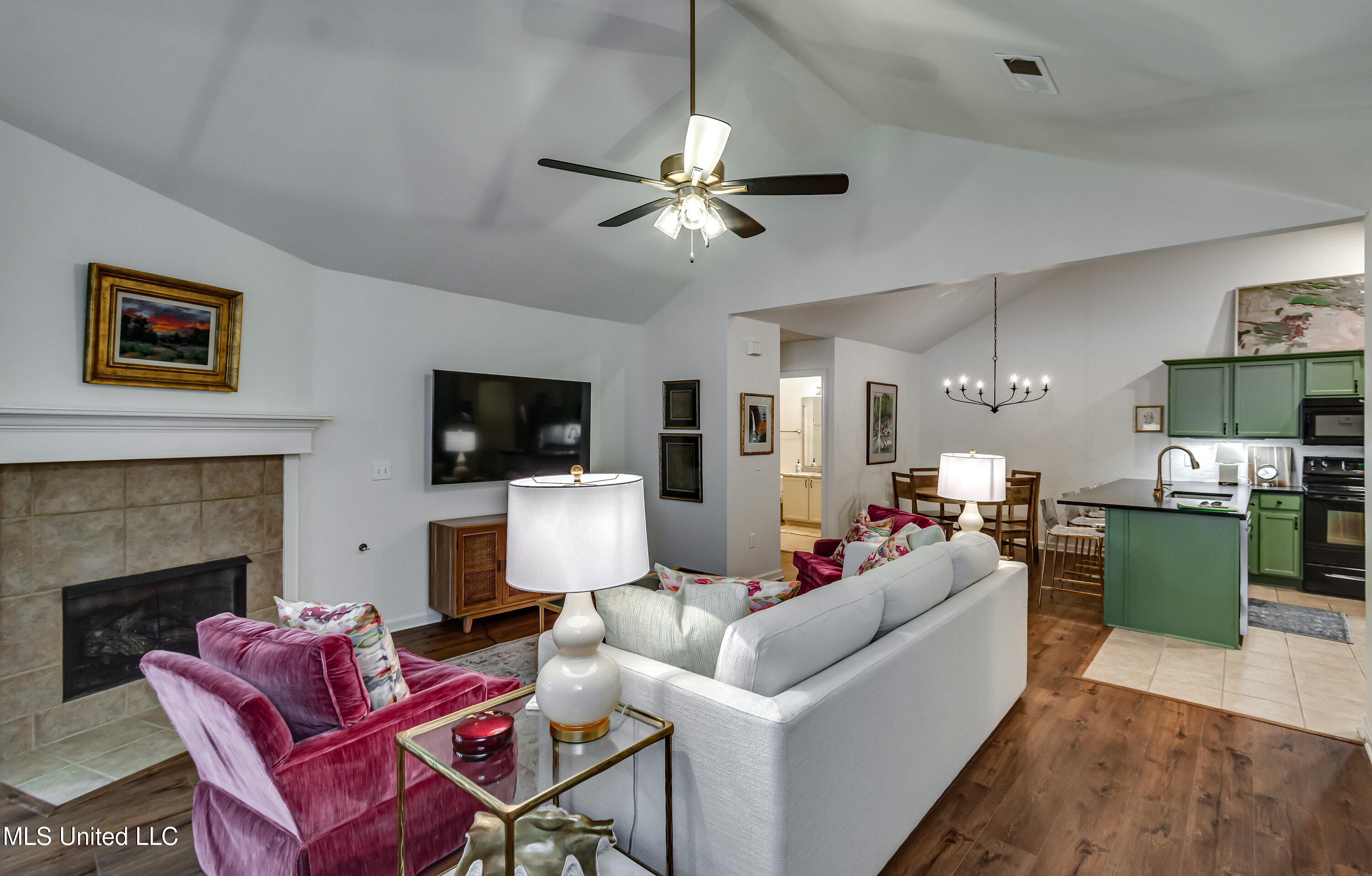 1001 Charmant Place Ridgeland, MS 39157 - Photo 4 of 40 4