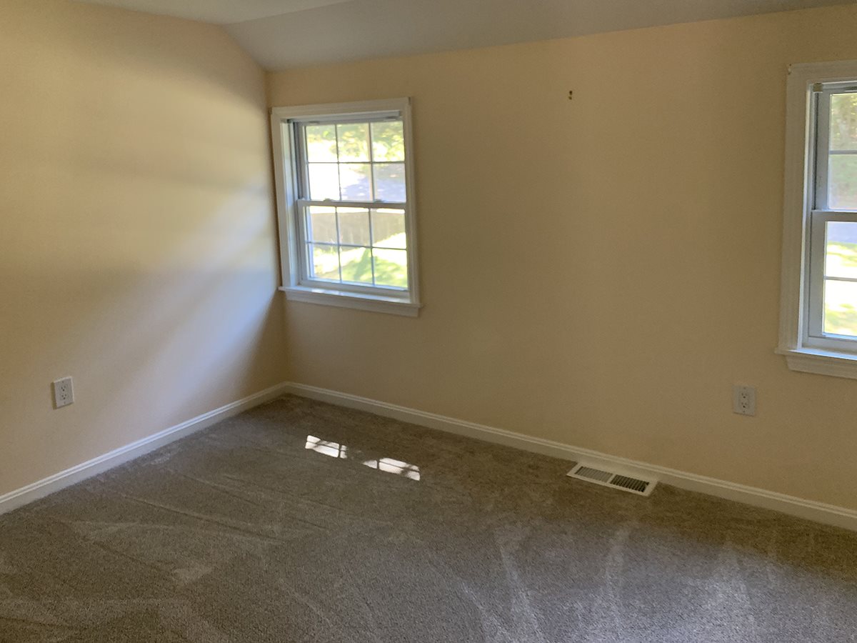 8 Hutchinson Road Merrimack, NH 03054 - Photo 18 of 32