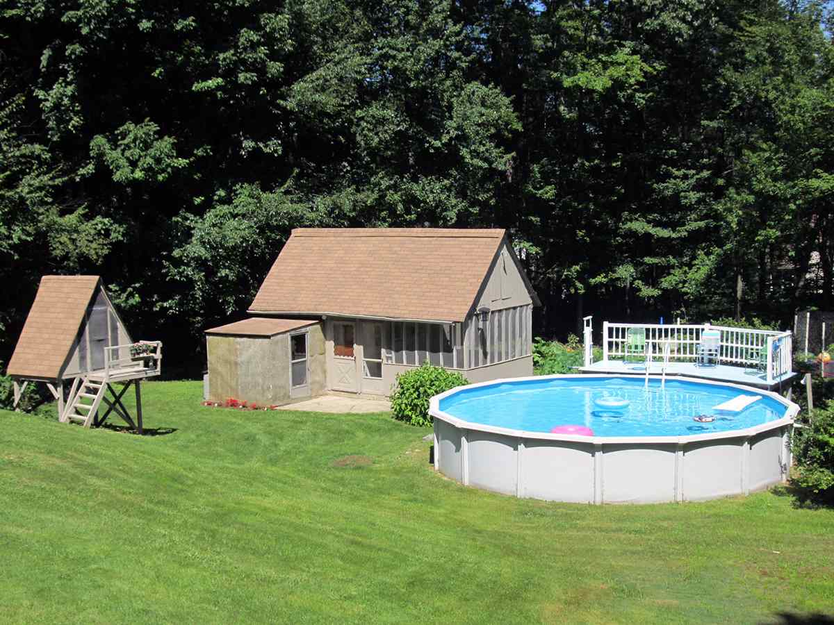 8 Hutchinson Road Merrimack, NH 03054 - Photo 22 of 32