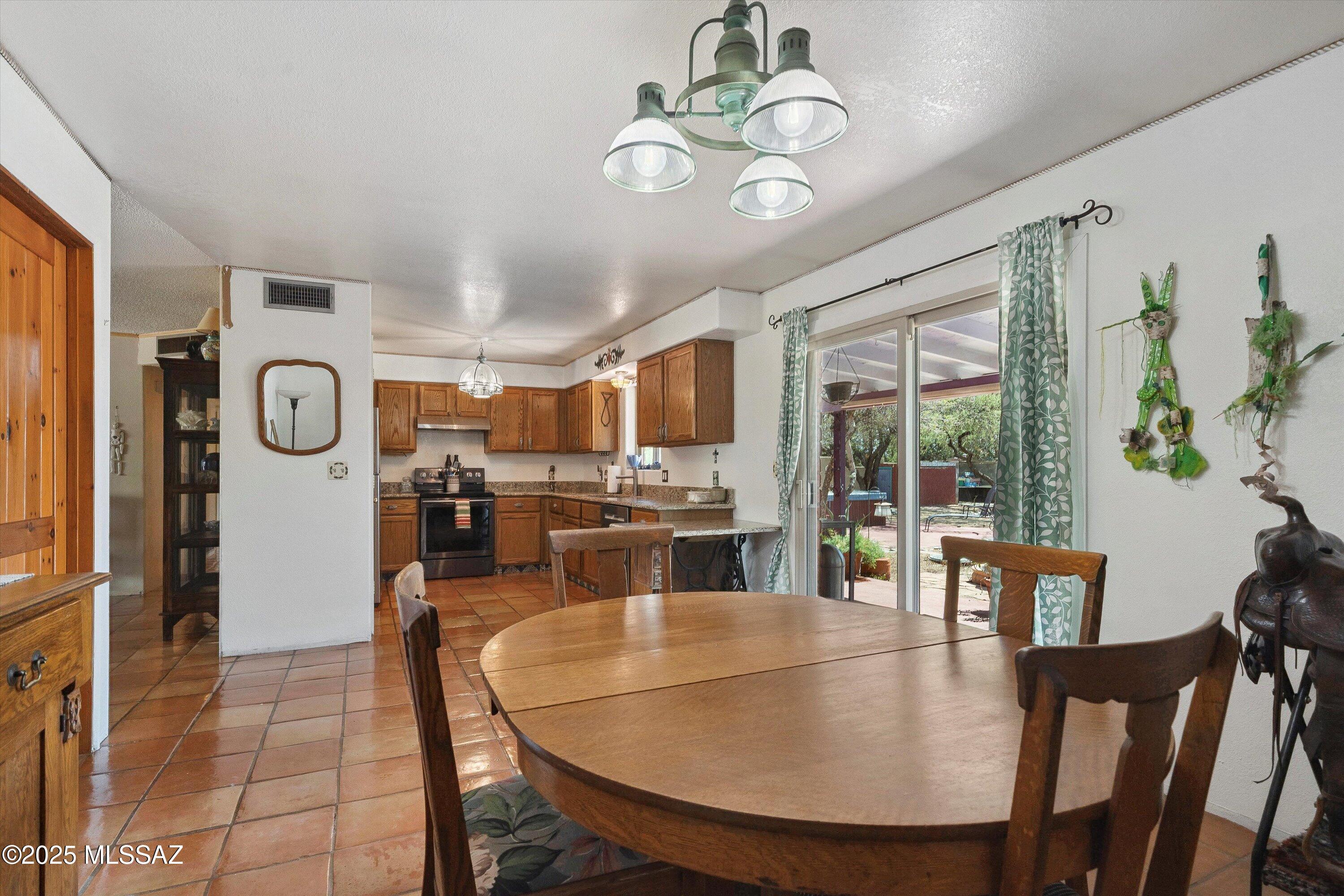 16625 North Swan Road Tucson, AZ 85739 - Photo 8 of 36 Gallery Image 8