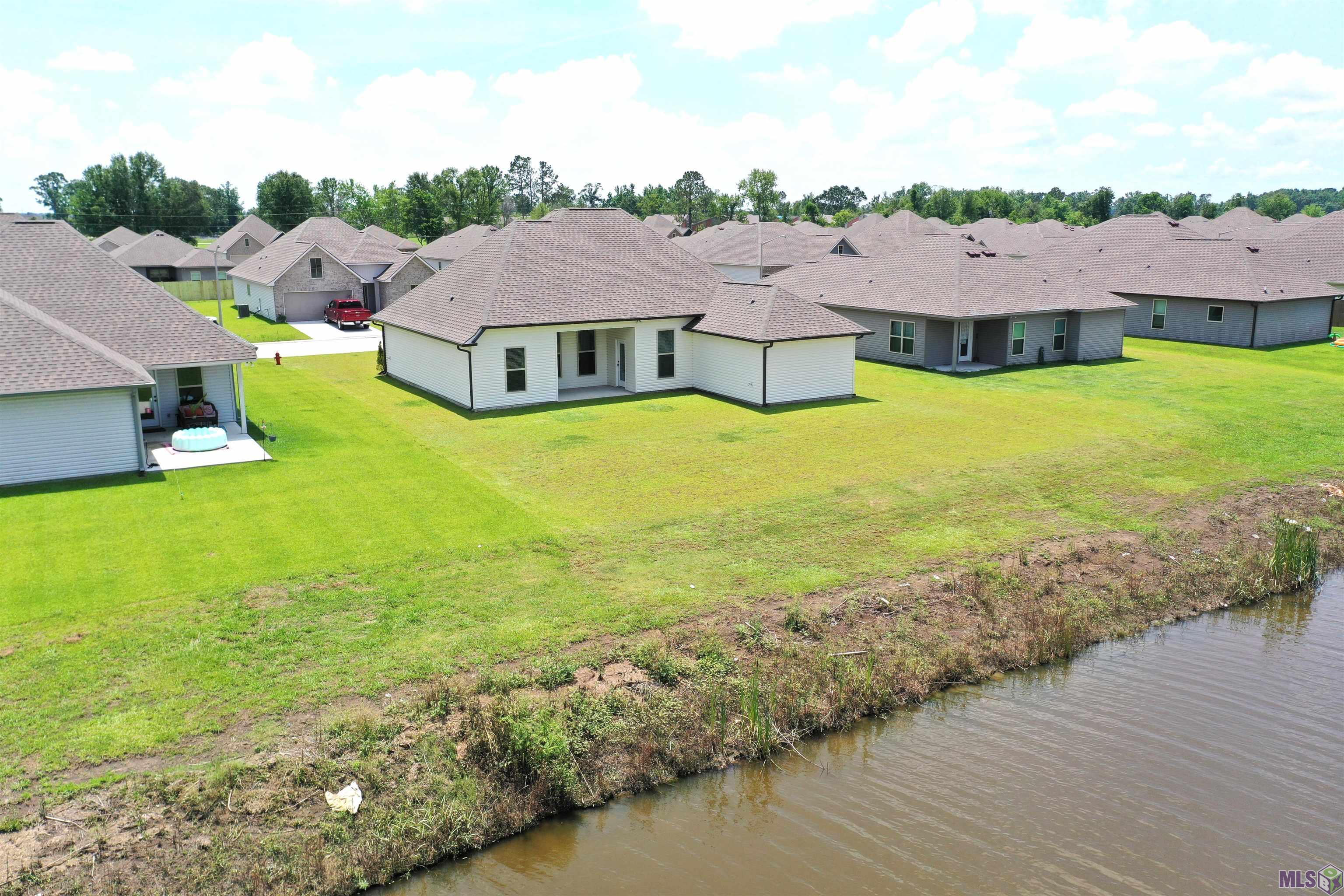 195 Shadow Pointe Road Thibodaux, LA 70301 - Photo 21 of 22 Gallery Image 21