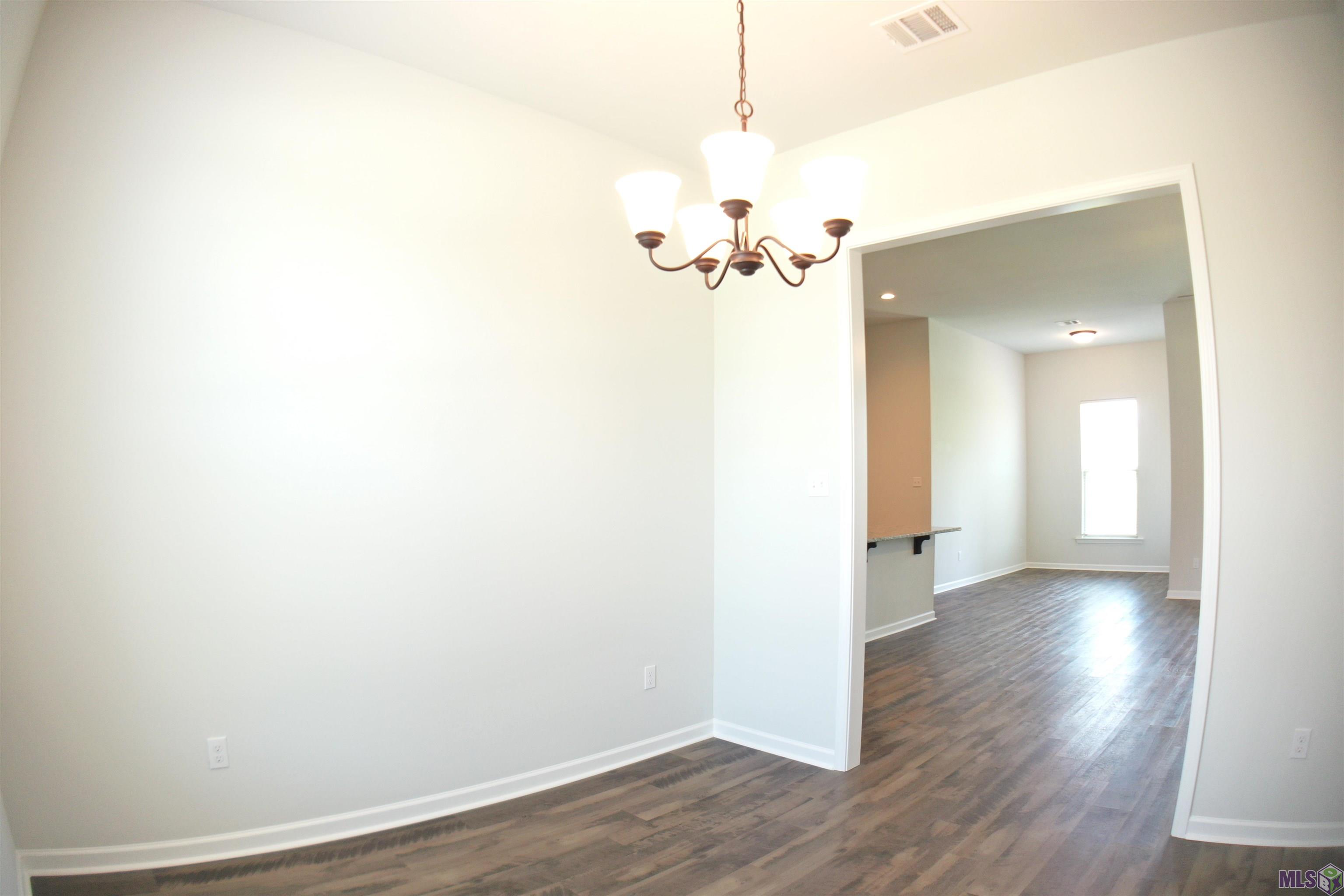 195 Shadow Pointe Road Thibodaux, LA 70301 - Photo 8 of 22 Gallery Image 8