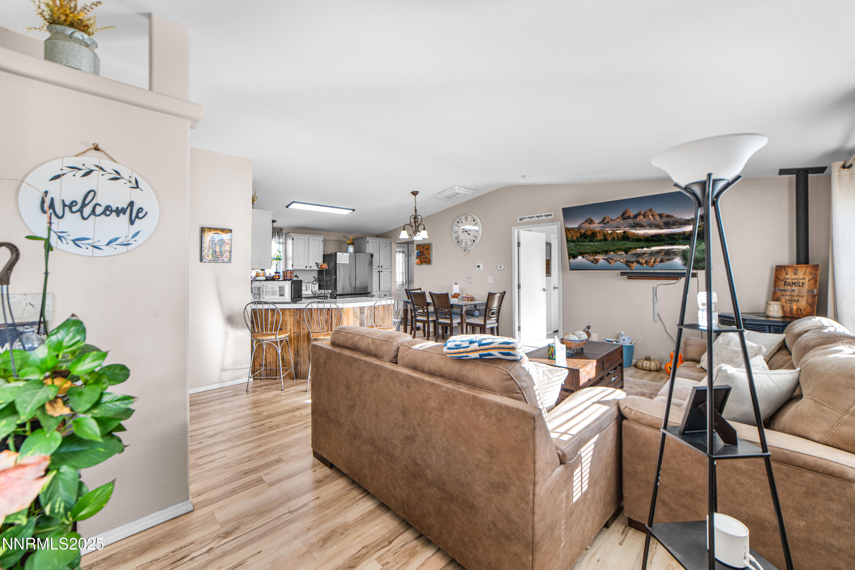 4635 Brayton Road Winnemucca, NV 89445 - Photo 6 of 36 03