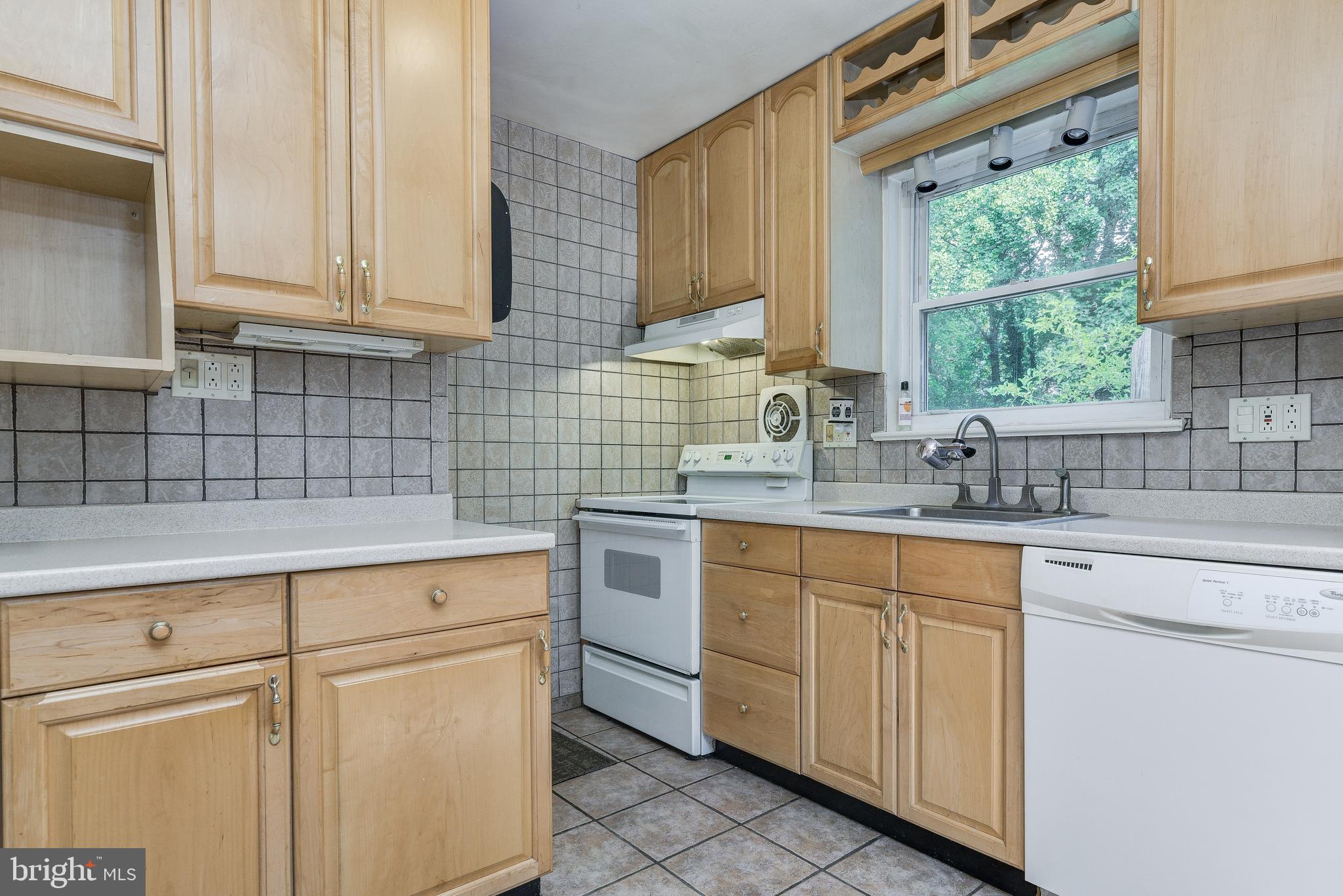 4058 Adams Drive Silver Spring, MD 20902 - Photo 14 of 48 Gallery Image 14